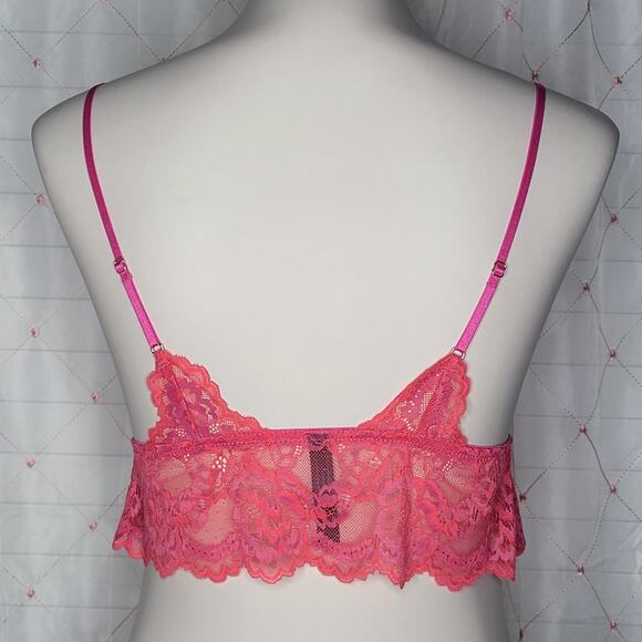 Out From Under Urban Outfitters Neon Coral Pink Lace Bralette Size Small NWOT - Picture 3 of 8